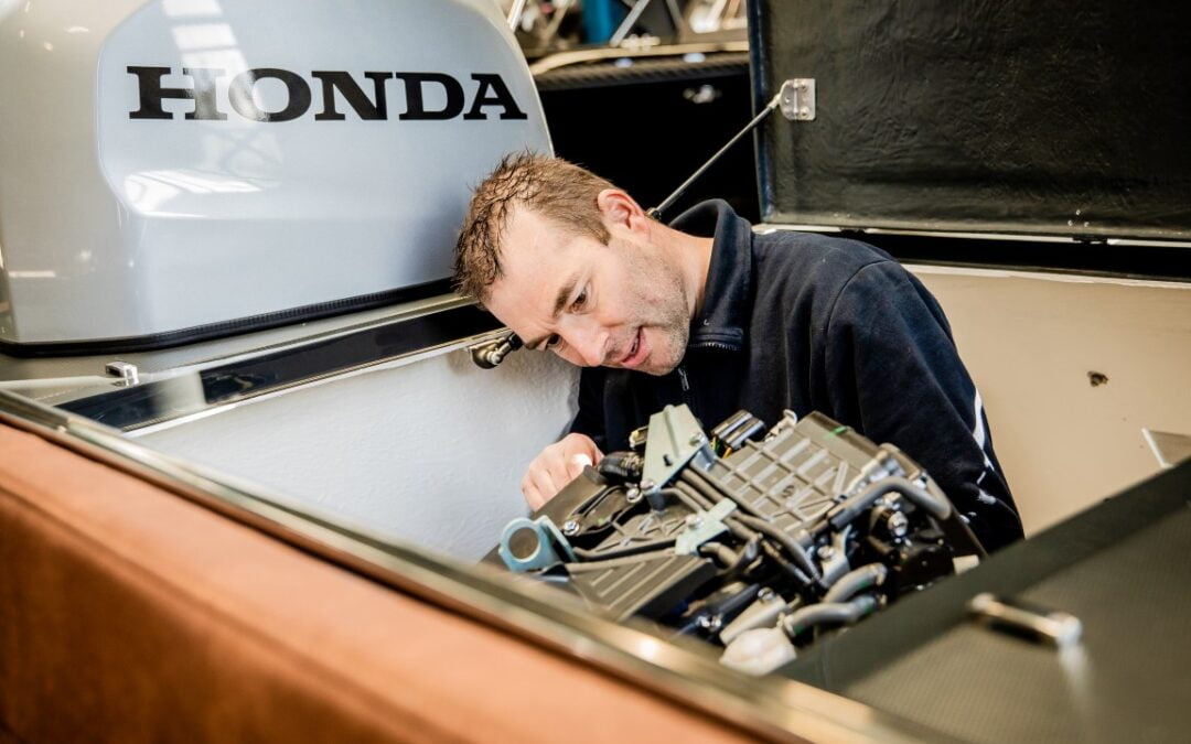 Essentieel Onderhoud voor Uw Toekomstige Sloep of Tender: Deskundige Gids