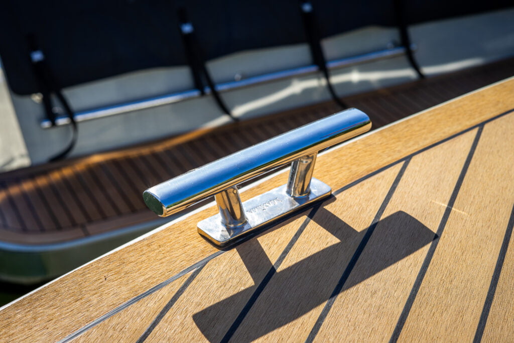 Maxima 740 tender sloep kikker