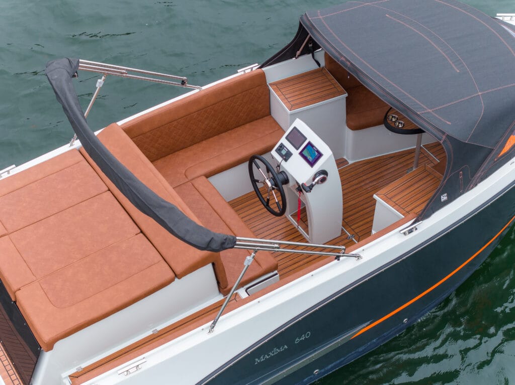 Maxima 640 interieur