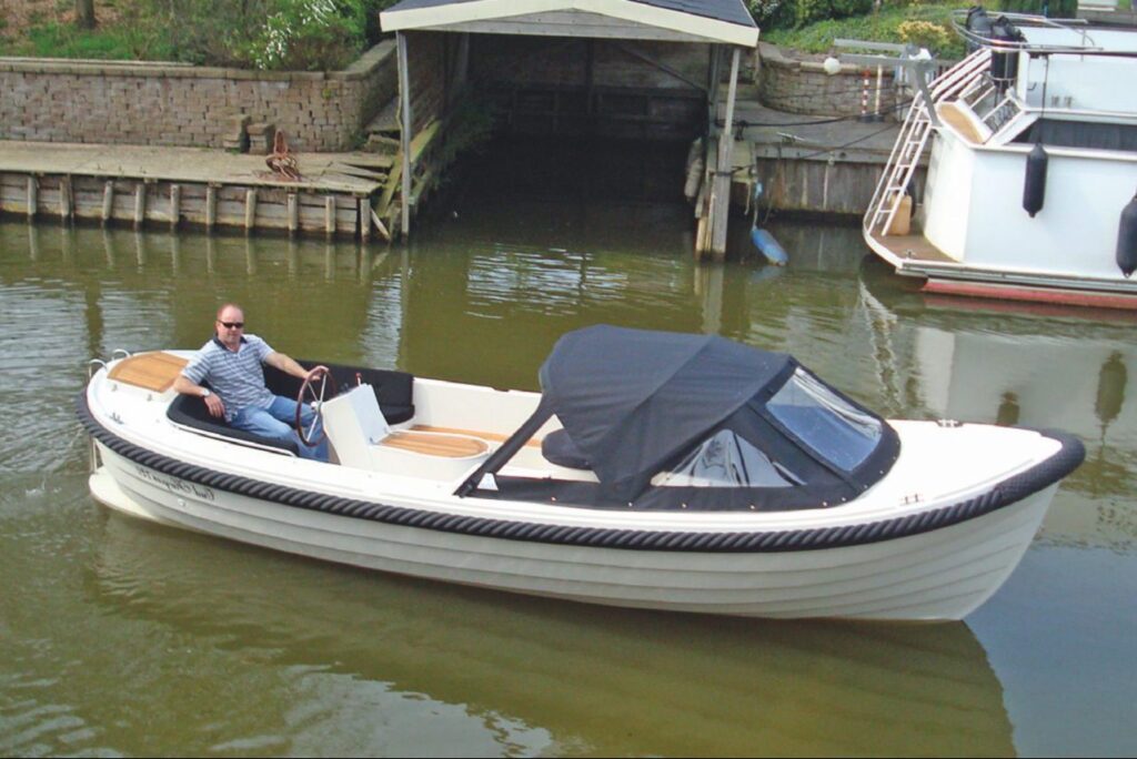 Oud Huijzer 720 Diesel, perfect voor een mooie rit.