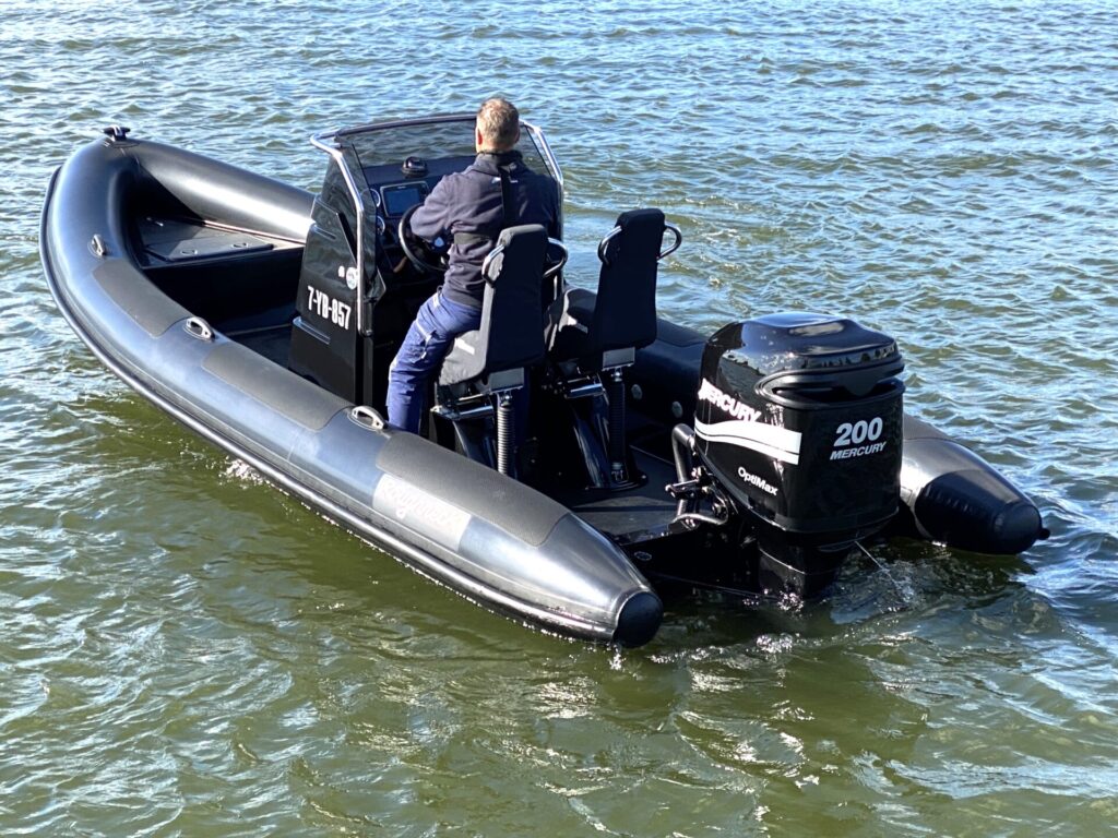 Roughneck 636 rib hypalon