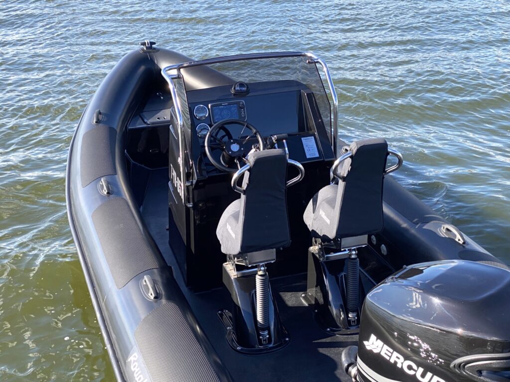 Roughneck 636 rib hypalon interieur