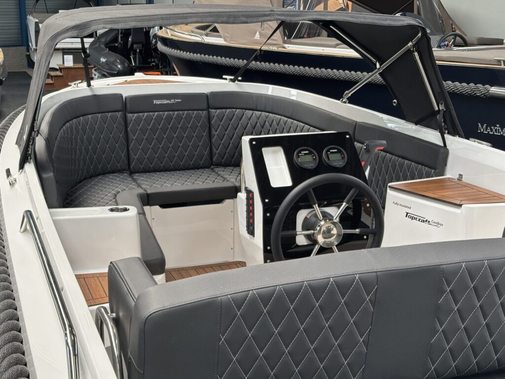 topcraft 627 tender inkijk in de boot